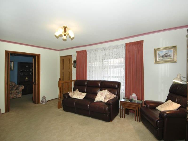 9 Eucalypt Court, Corio image 2