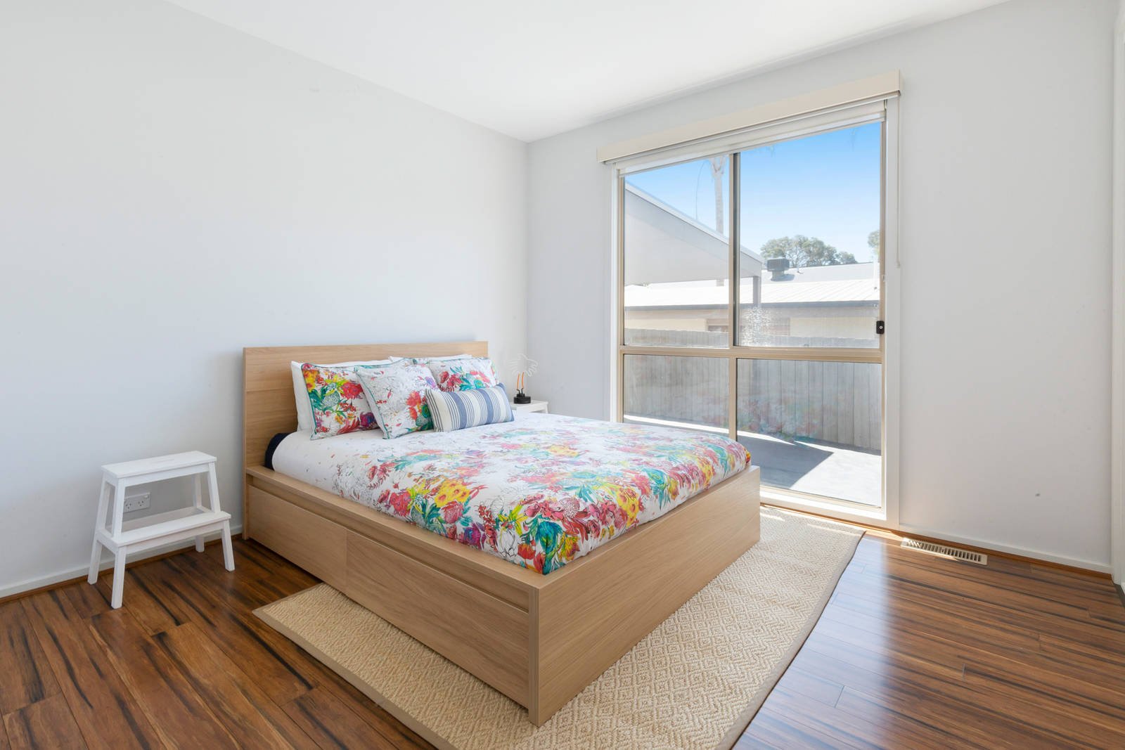 Property Gallery Thumbnail 8