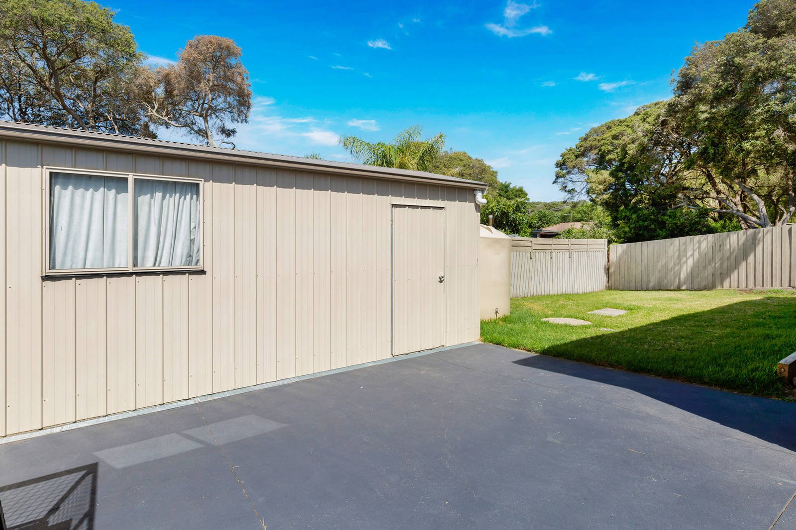 Property Gallery Thumbnail 19