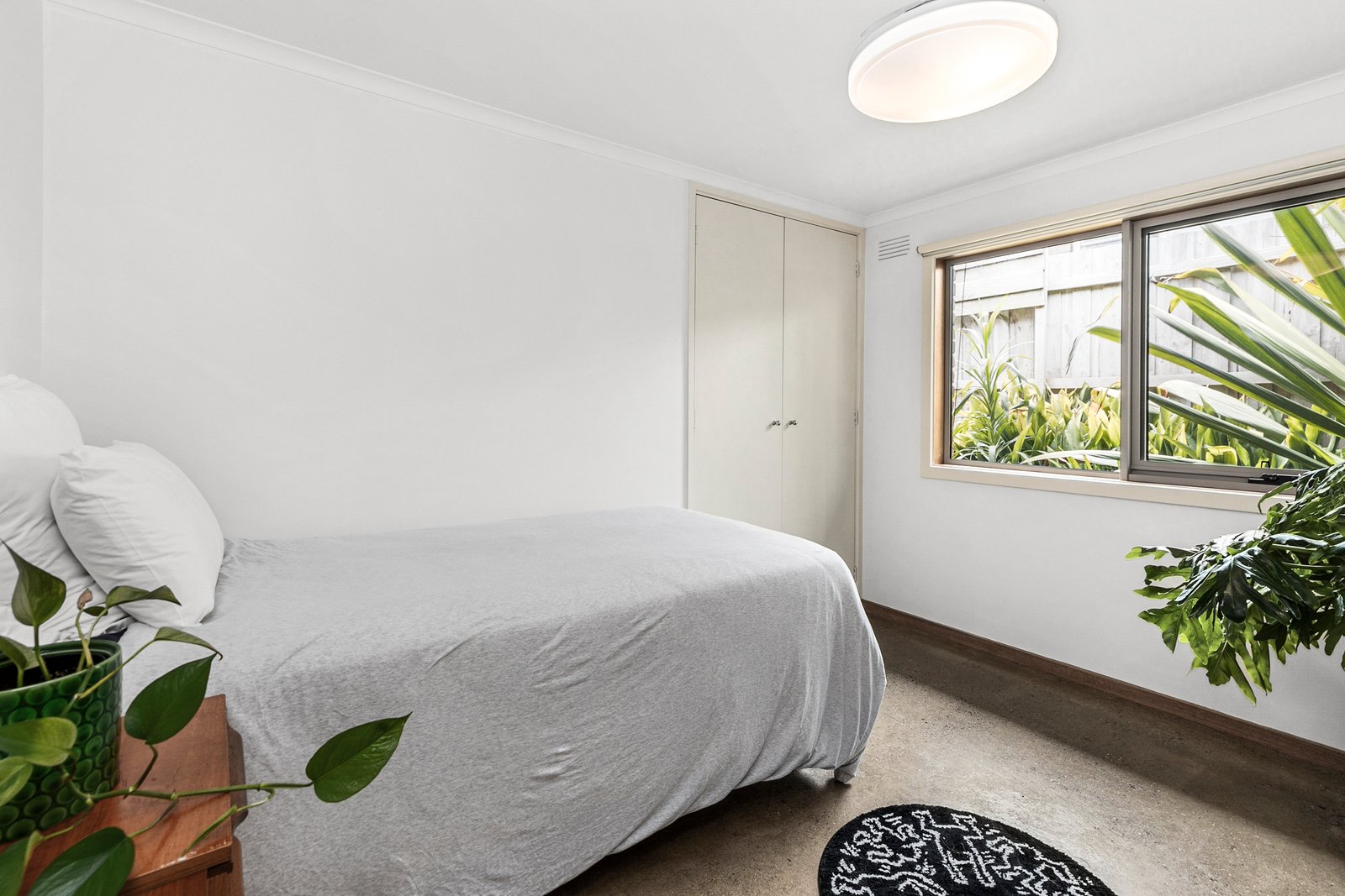 Property Gallery Thumbnail 8