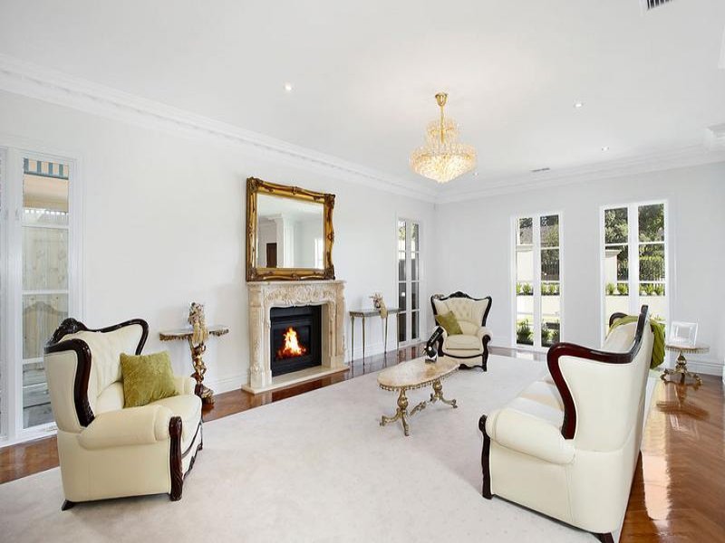9 Fintonia Street, Balwyn North image 3