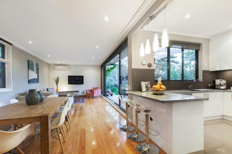 9 Florence Avenue, Kew image 3