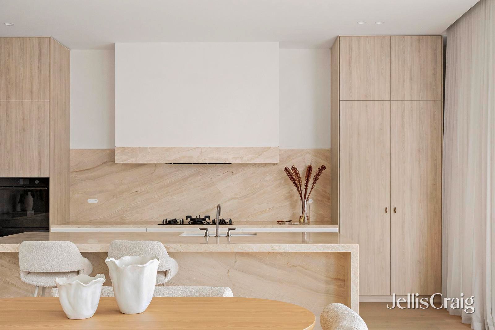 9 Garden Street, Essendon image 5