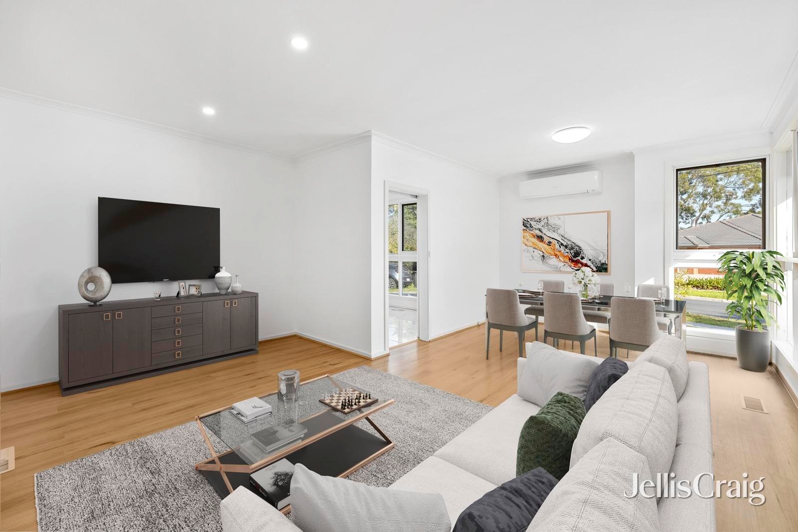 9 Garwain Parade, Glen&nbsp;Waverley image 2