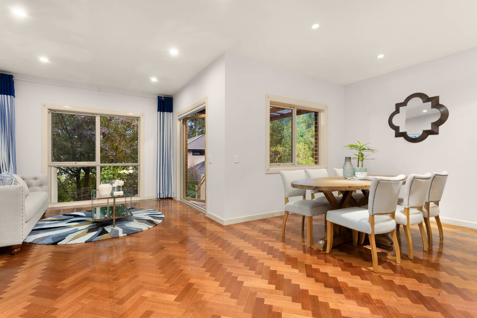 Property Gallery Thumbnail 4