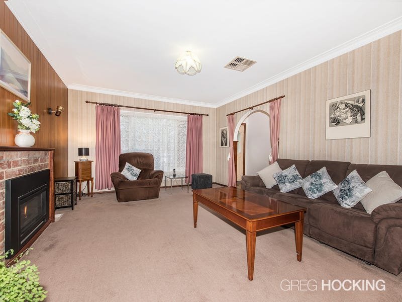 9 Ginifer Avenue, Altona North image 2