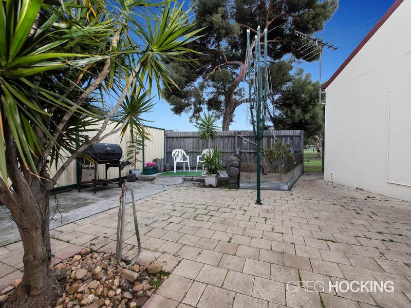 9 Ginifer Avenue, Altona North image 16