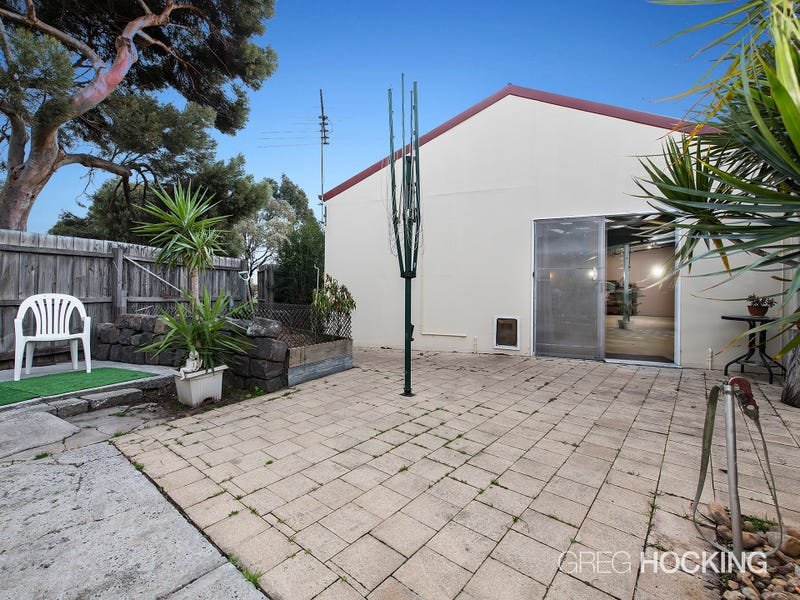 9 Ginifer Avenue, Altona North image 17