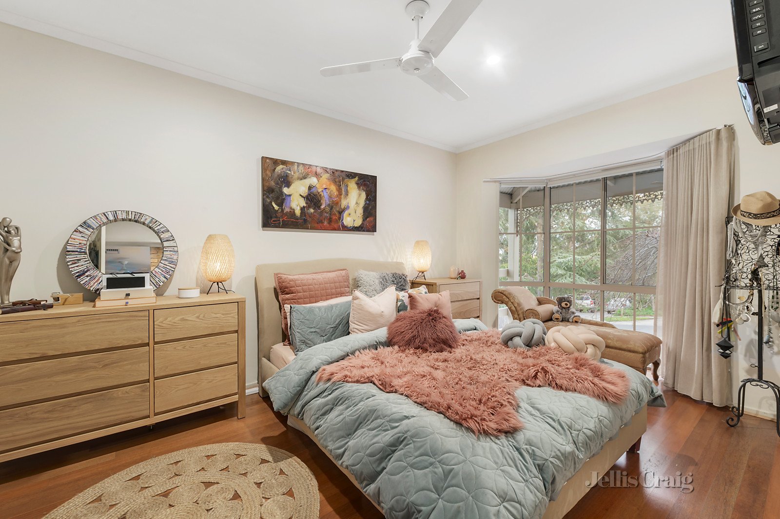 9 Glen Park Road, Eltham North image 6