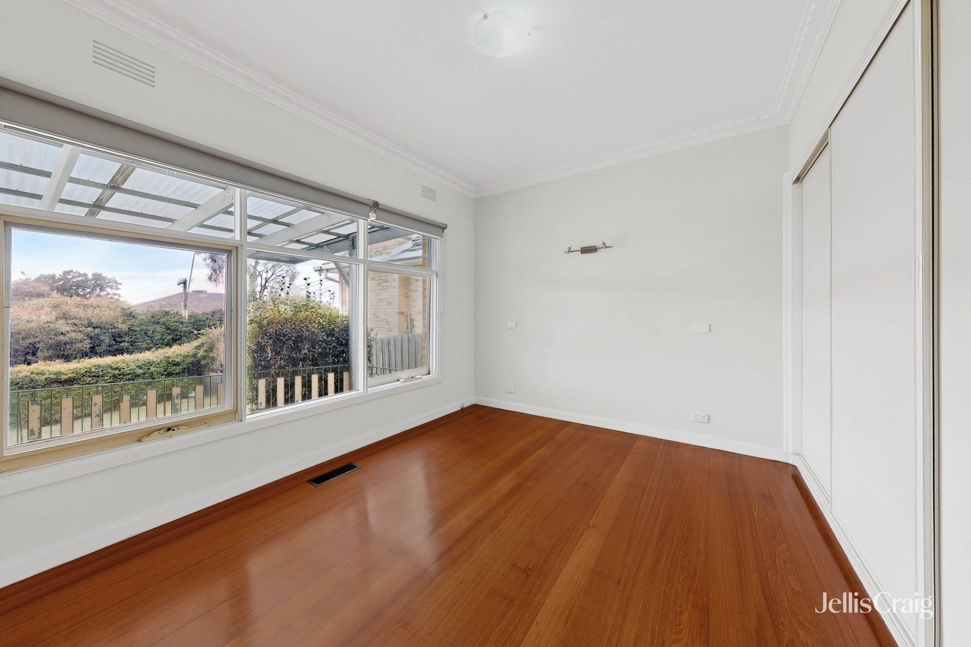 9 Glencara Street, Avondale&nbsp;Heights image 6