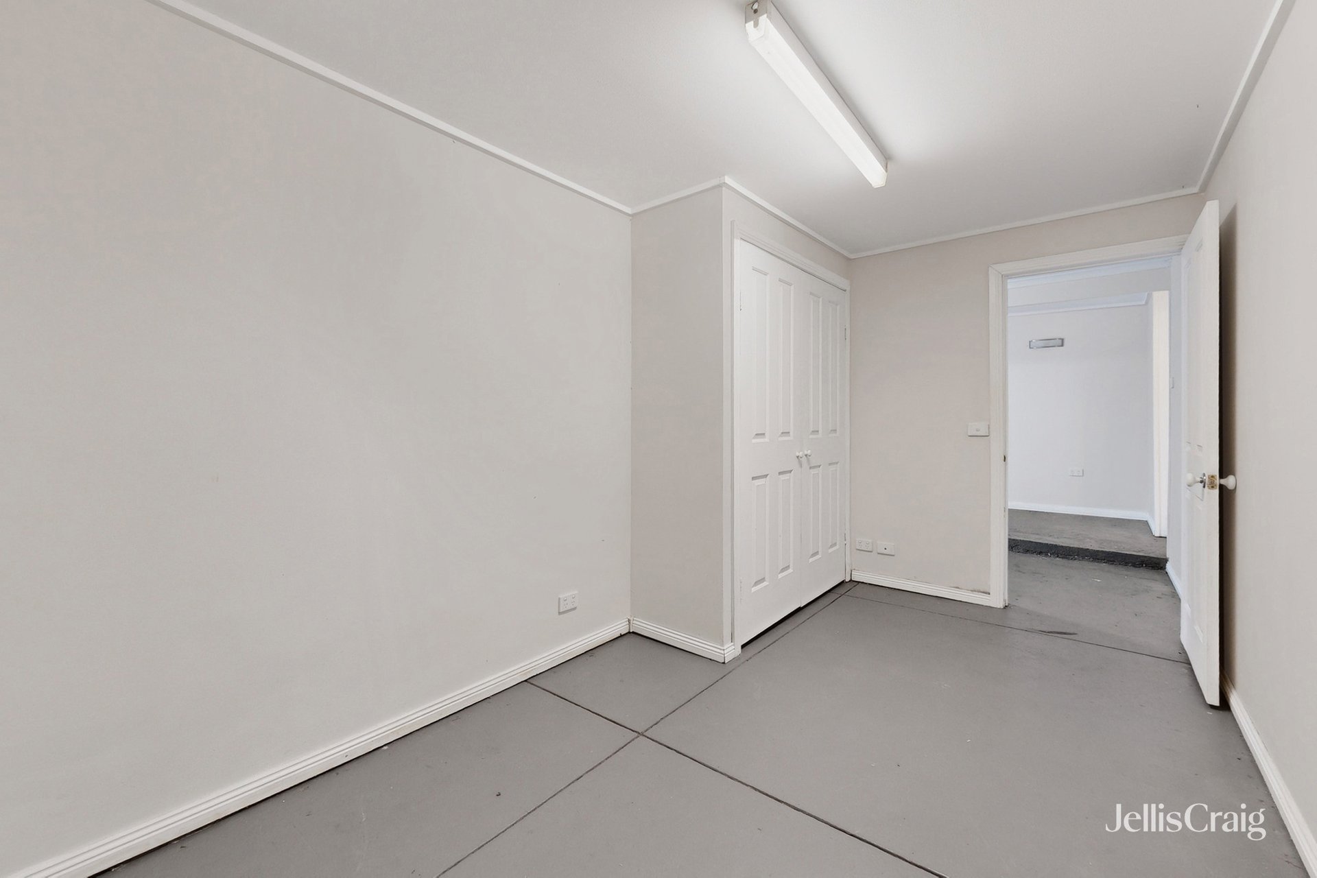 9 Glencara Street, Avondale&nbsp;Heights image 8