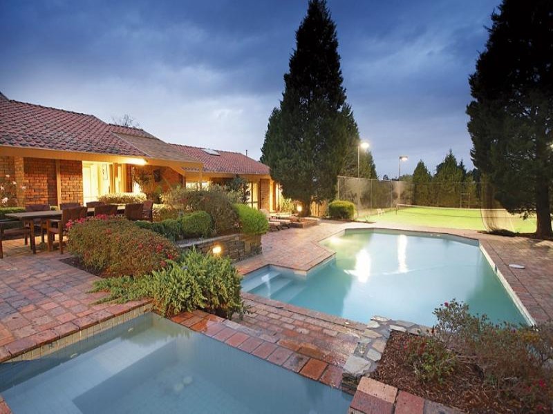 9 Glendenning Rise, Templestowe image 11
