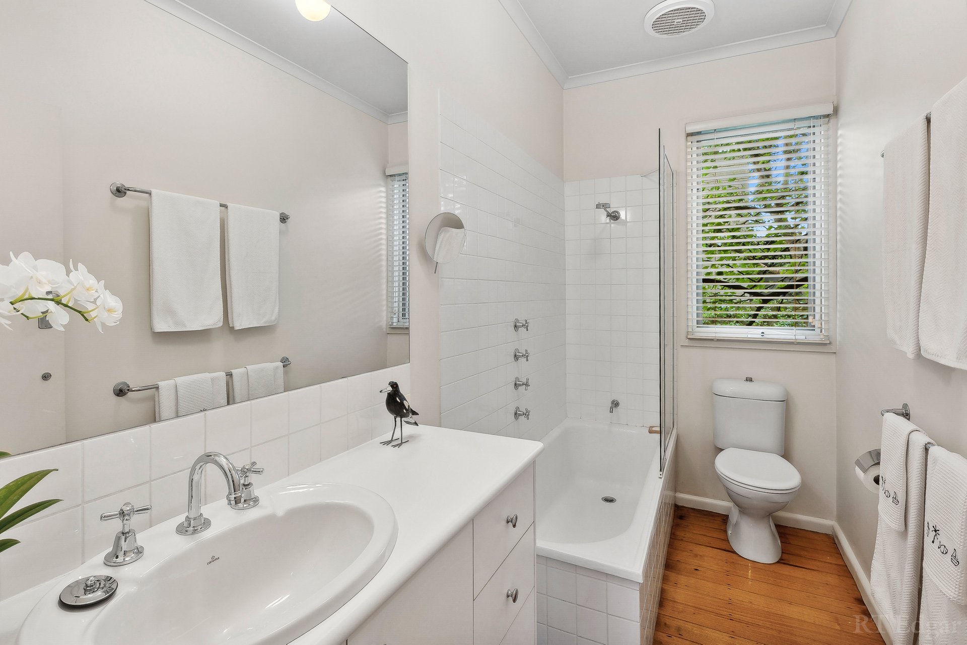 Property Gallery Thumbnail 8