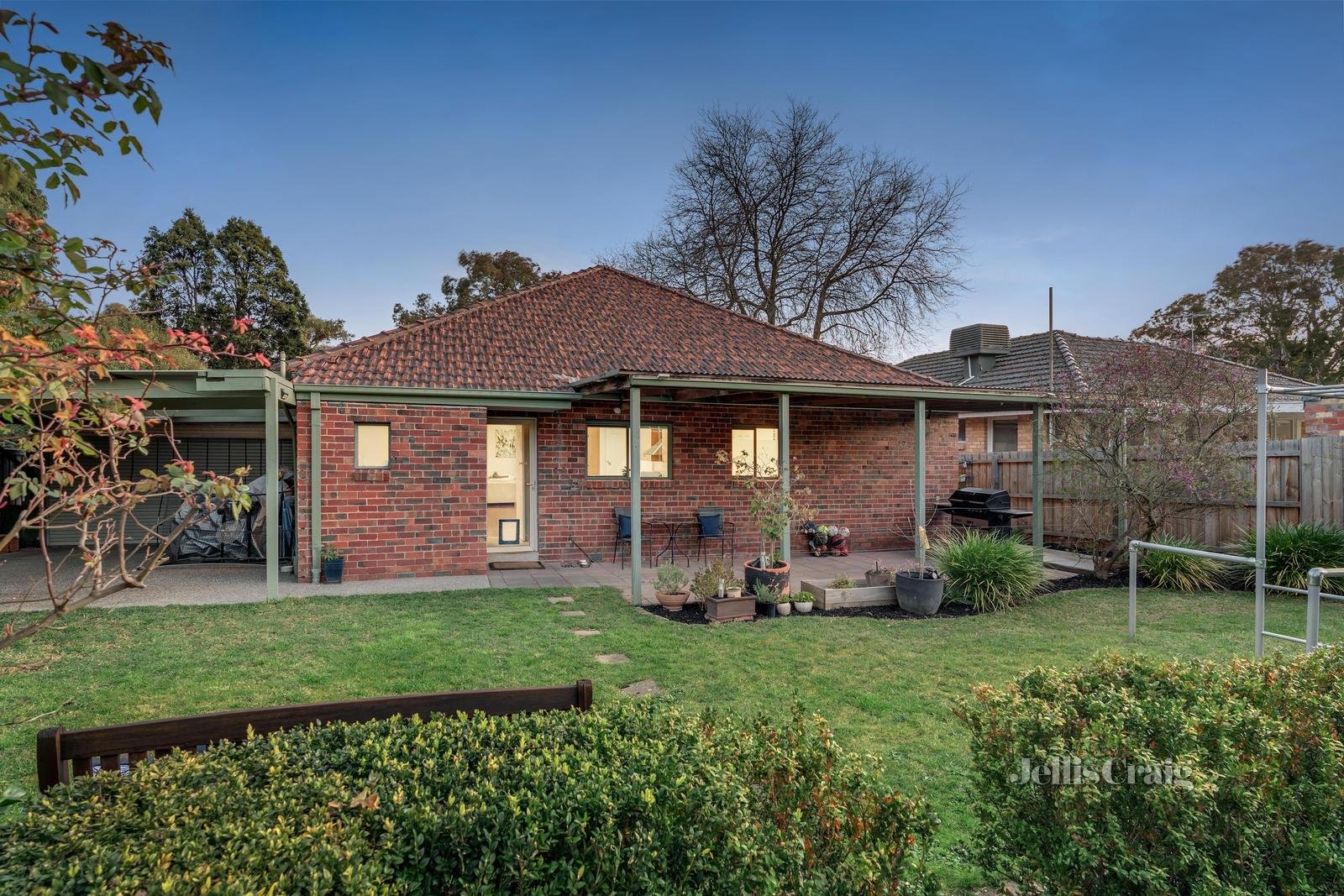 9 Grace Court, Mitcham image 12