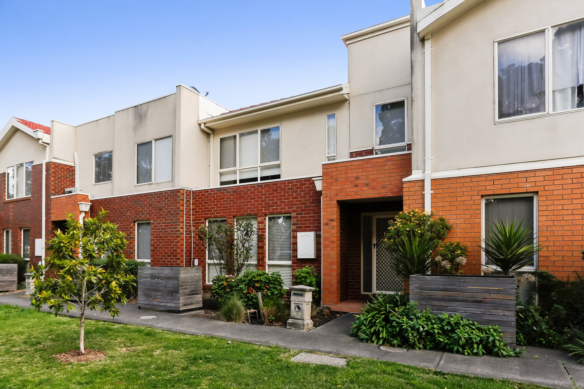 9 Grassland Avenue, COBURG VIC 3058