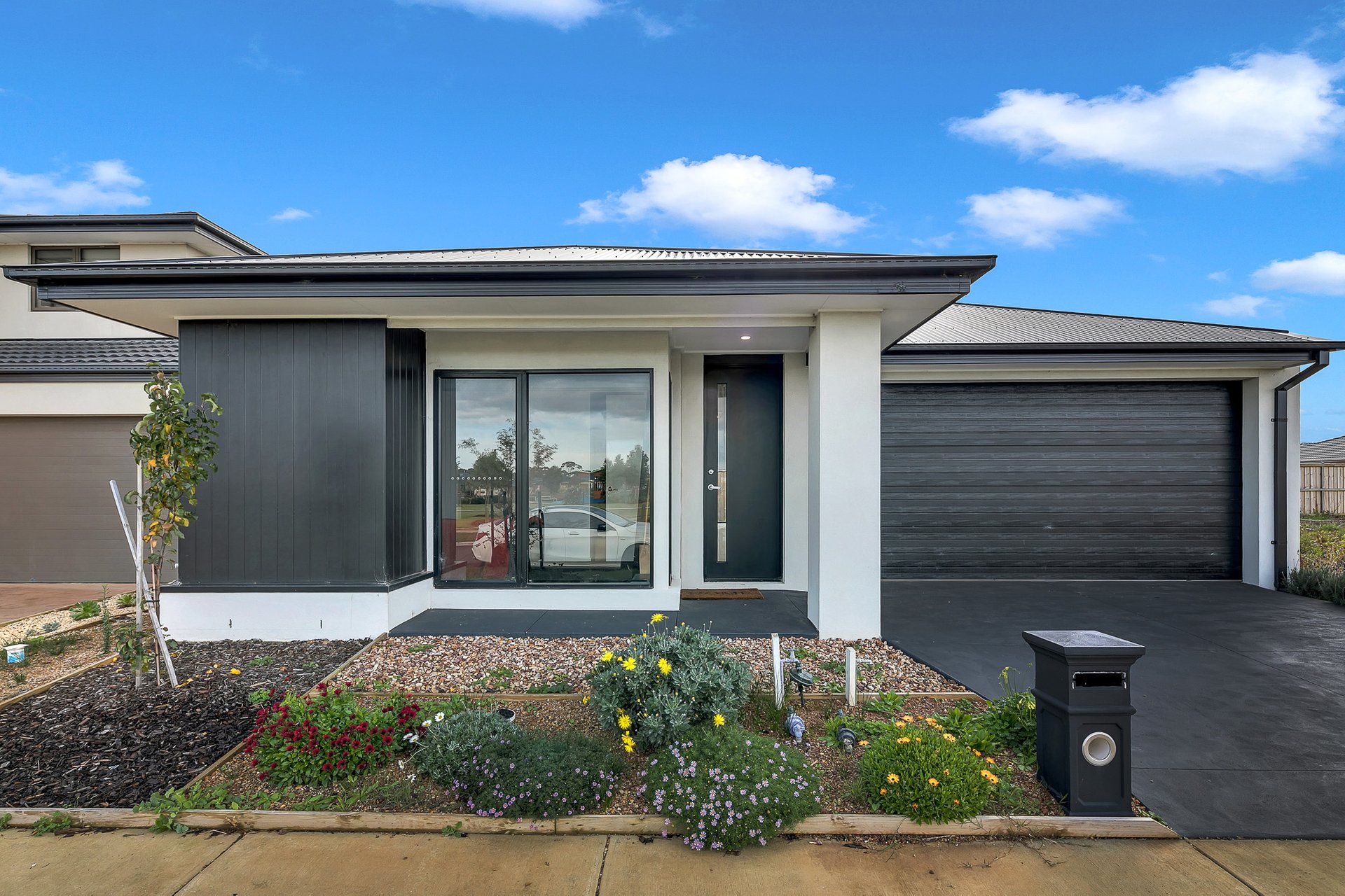 9 Hadley Street, Charlemont image 1