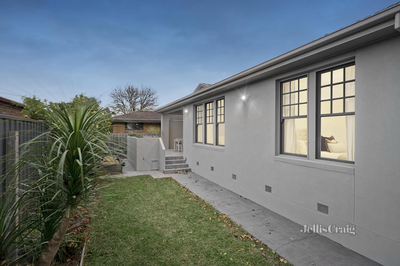 9 Hawson Avenue, Glen Huntly image 15
