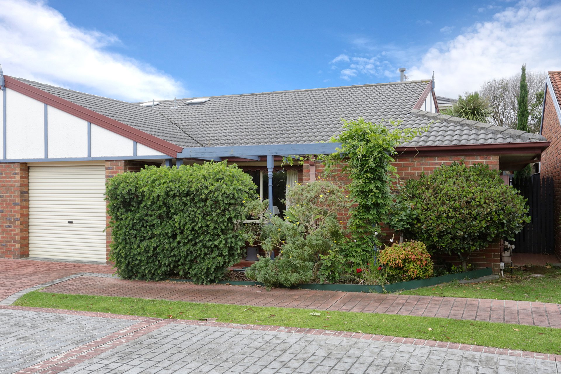 9 Heathcote Drive, Forest Hill image 1