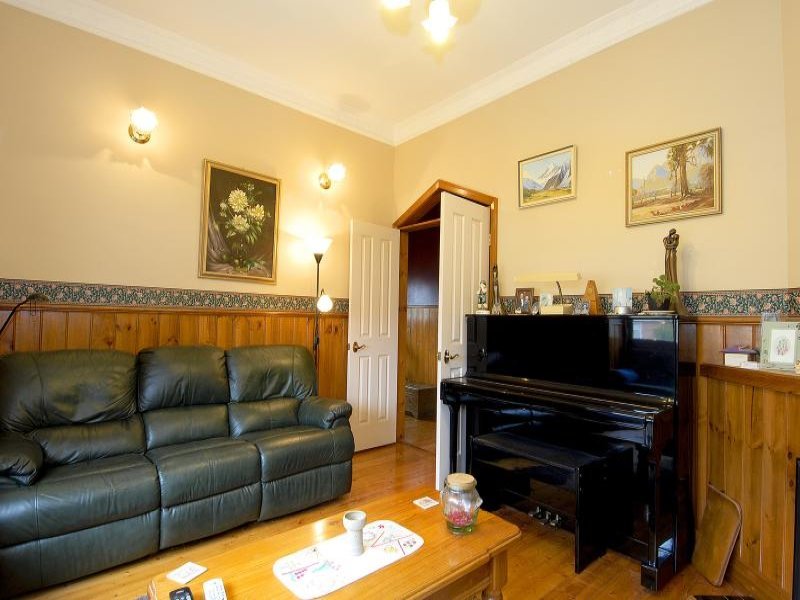 9 Hector Street, Geelong West image 4
