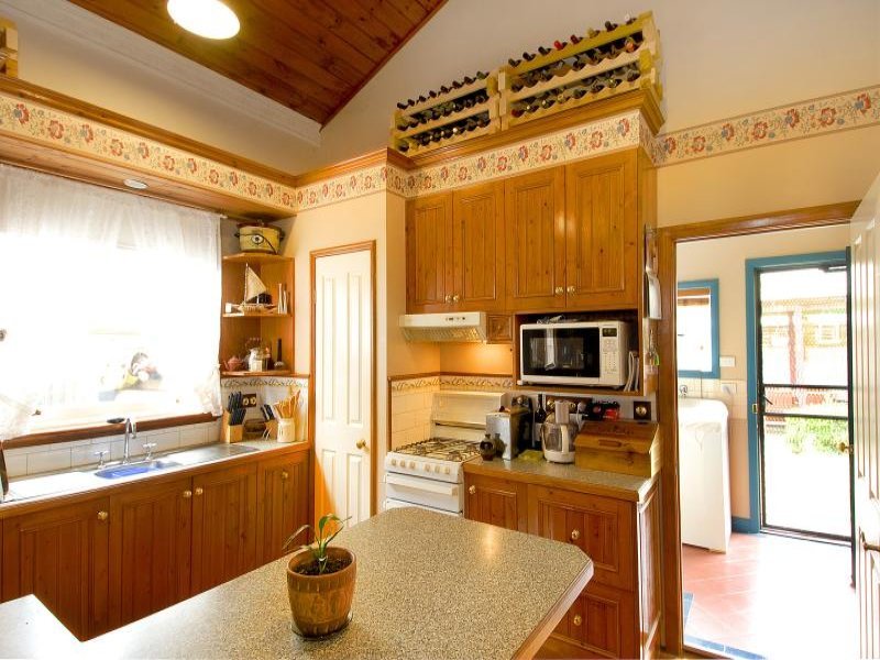 9 Hector Street, Geelong West image 7
