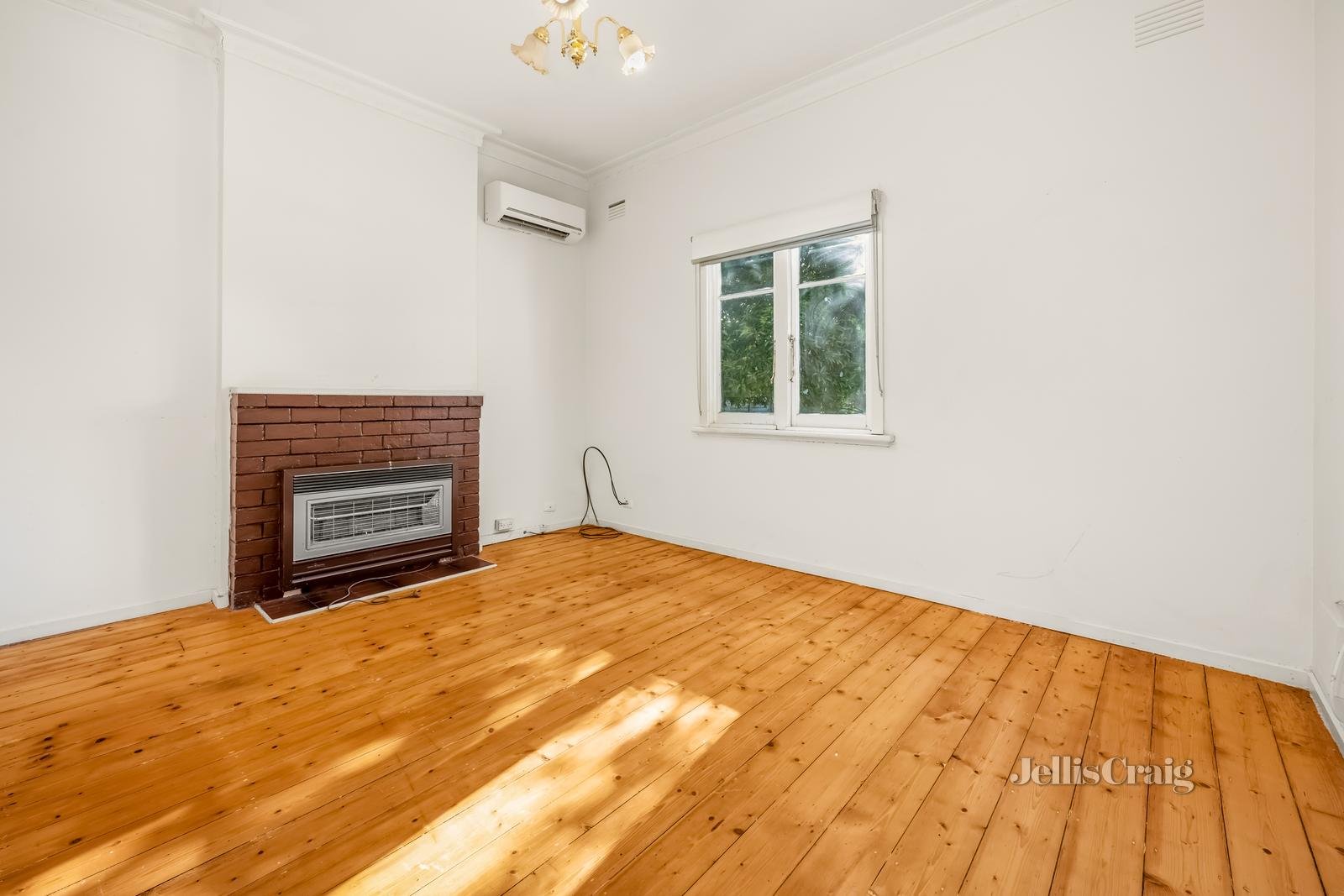 9 Henderson Street, Brunswick West image 3