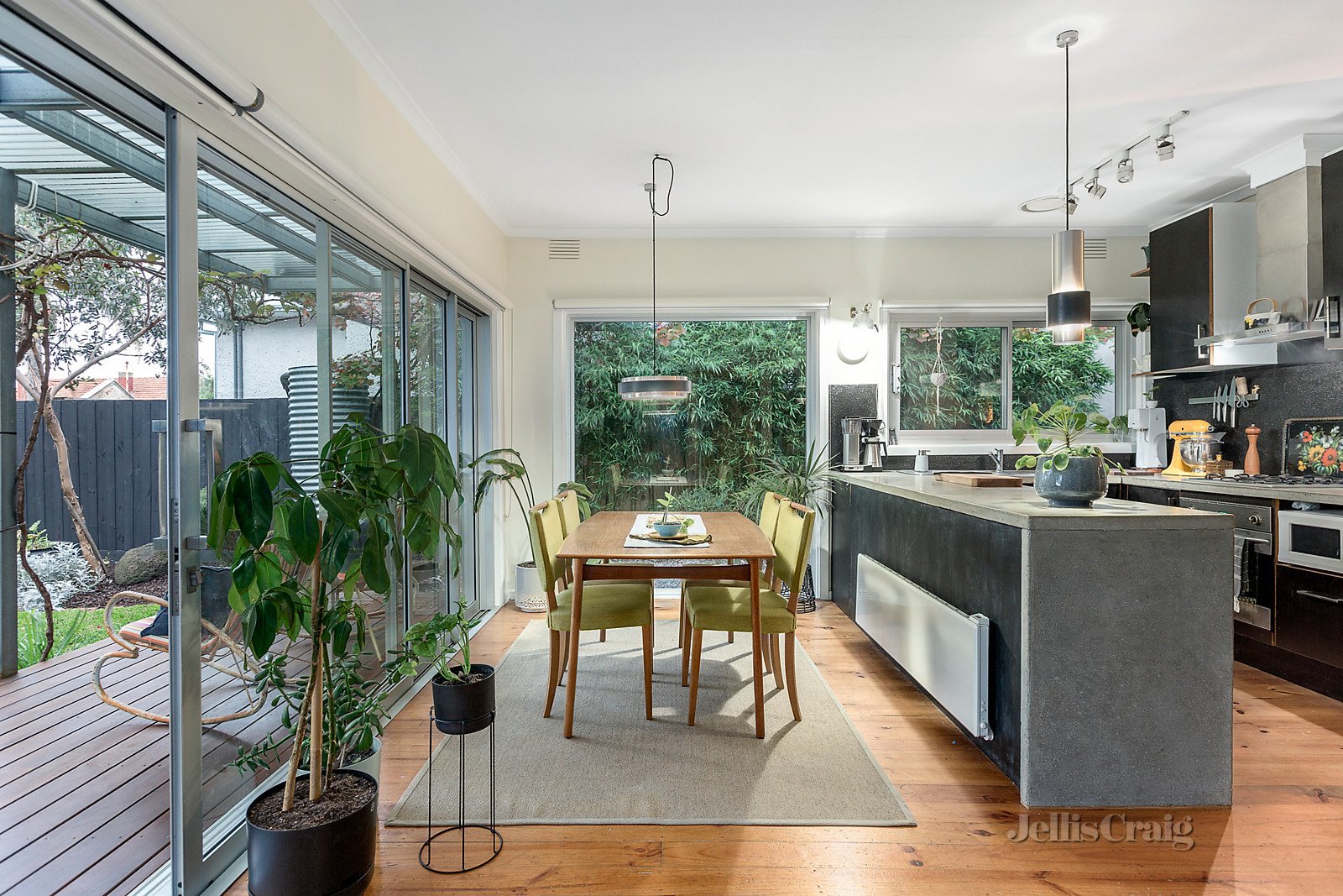 9 Henderson Street, Northcote image 4