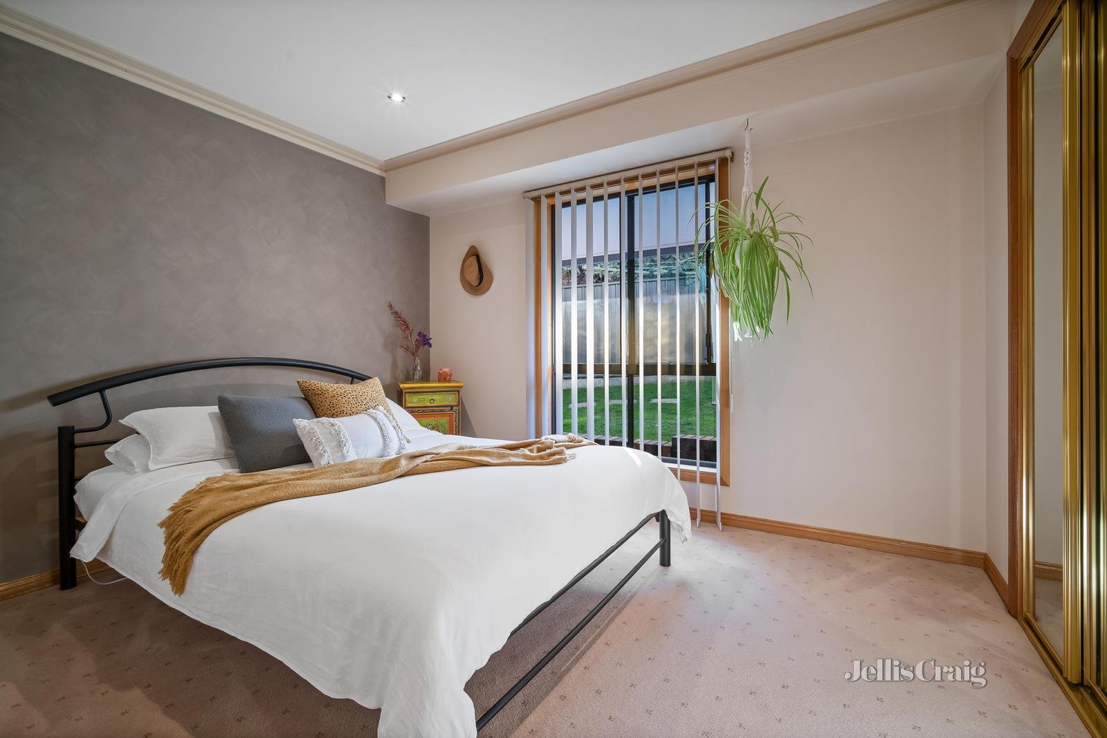 9 Highview Court, Black Hill image 12