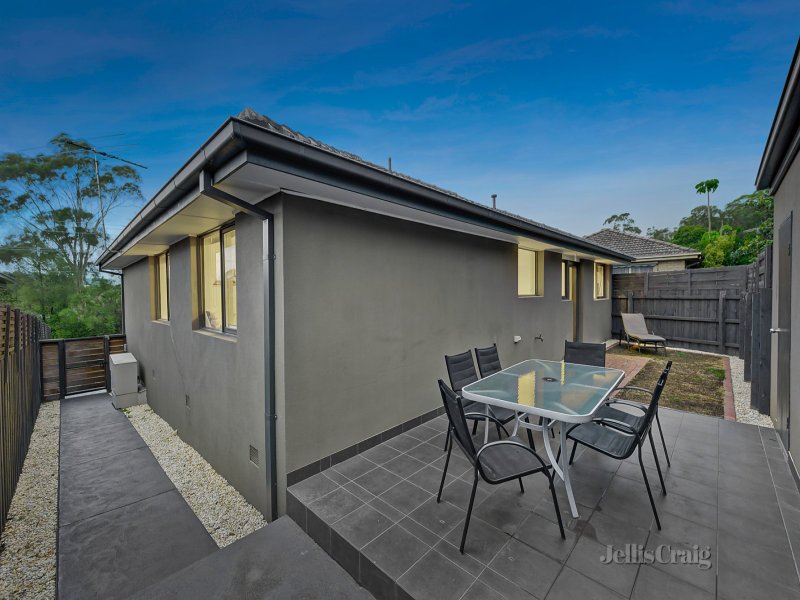 9 Holmes Road, Mooroolbark image 8