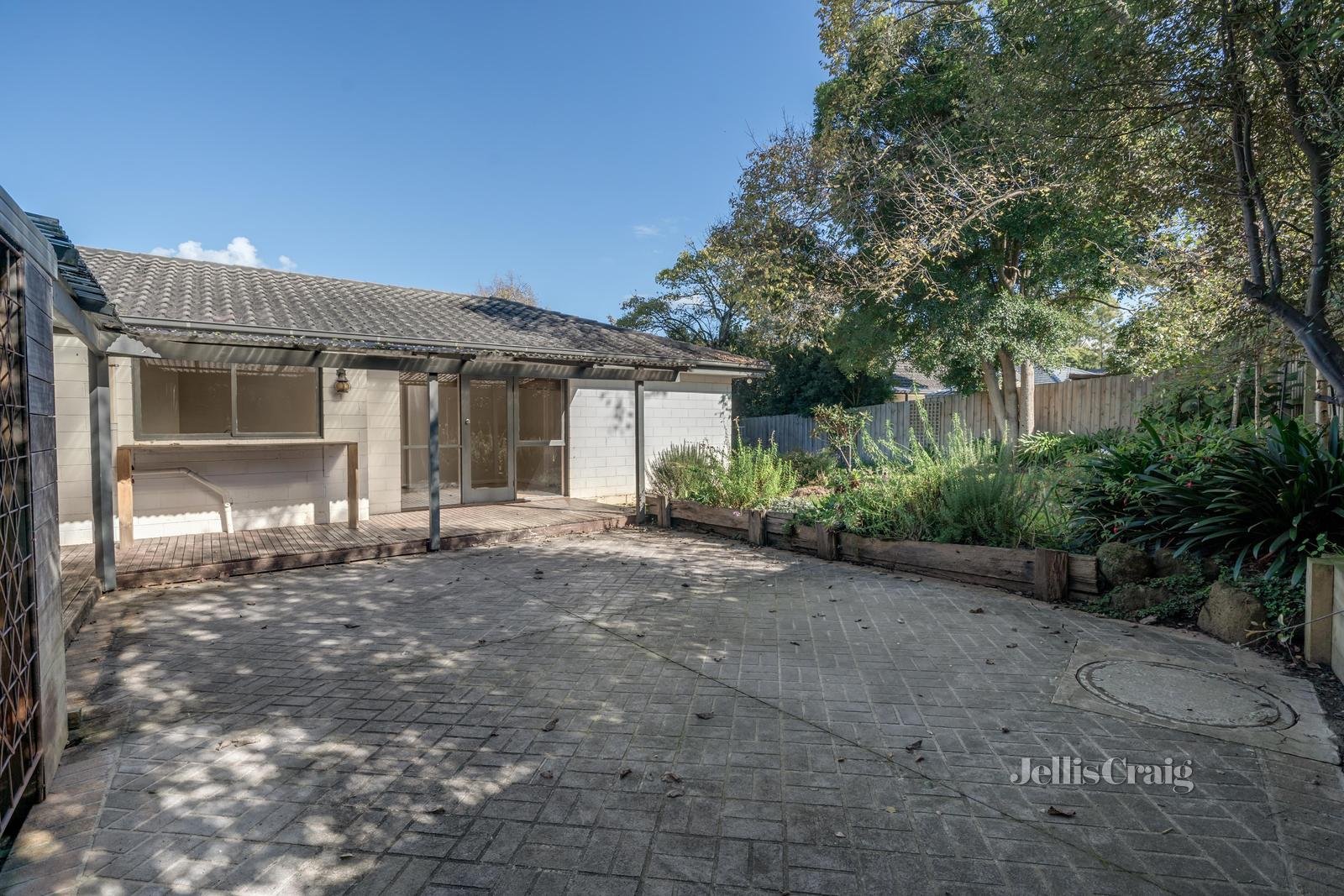 9 Holyrood Crescent, Ringwood image 7