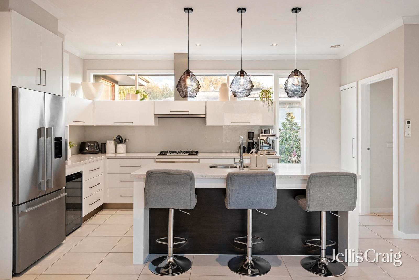 9 Homebush Court, Doncaster East image 5