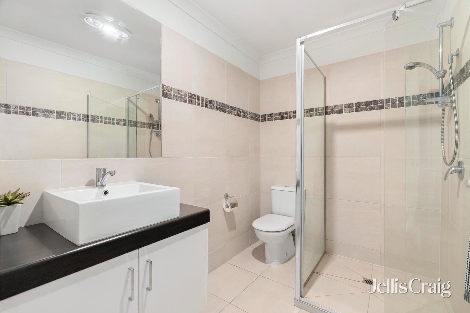9 Homebush Court, Doncaster East image 12