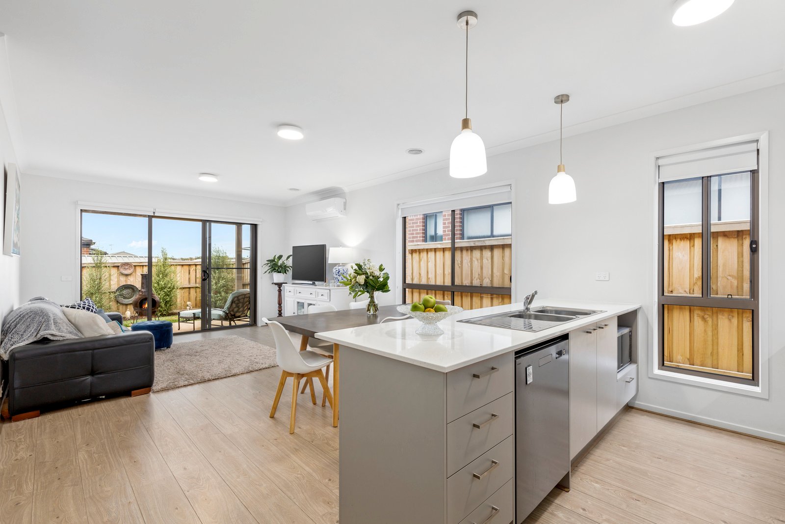 9 Honeyeater Way, Mount Duneed image 3