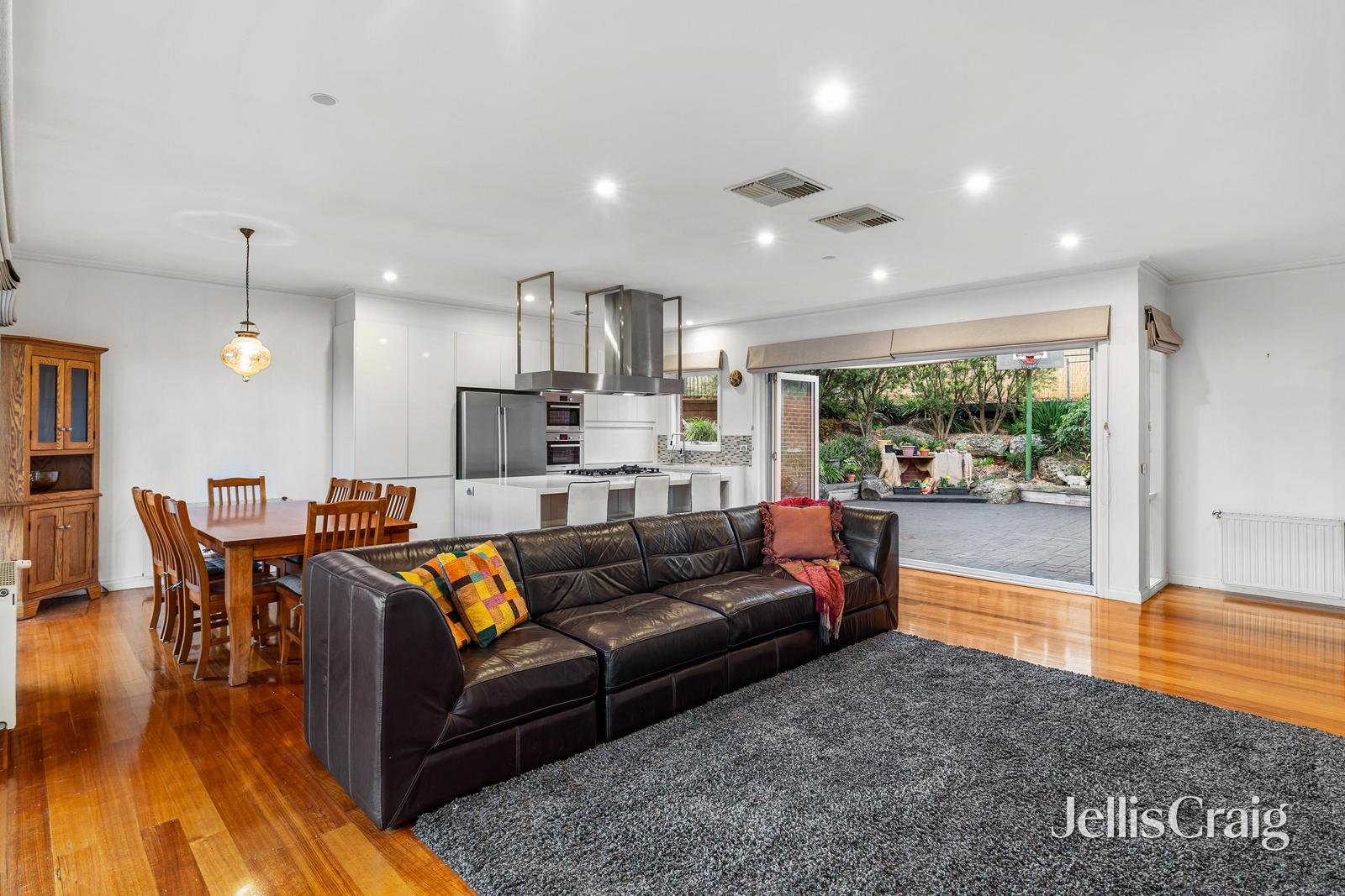 9 Hotham Court, Diamond&nbsp;Creek image 5
