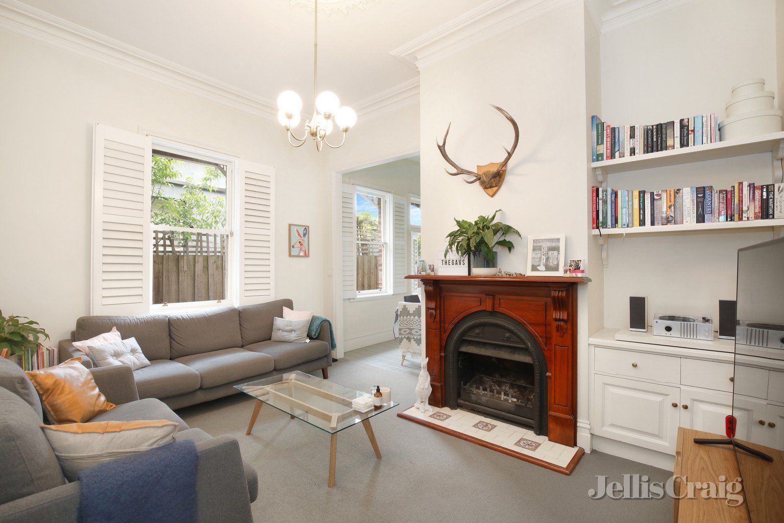 9 Hume Street, Armadale image 2