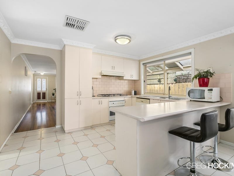 9 Hyde Court, Altona Meadows image 5