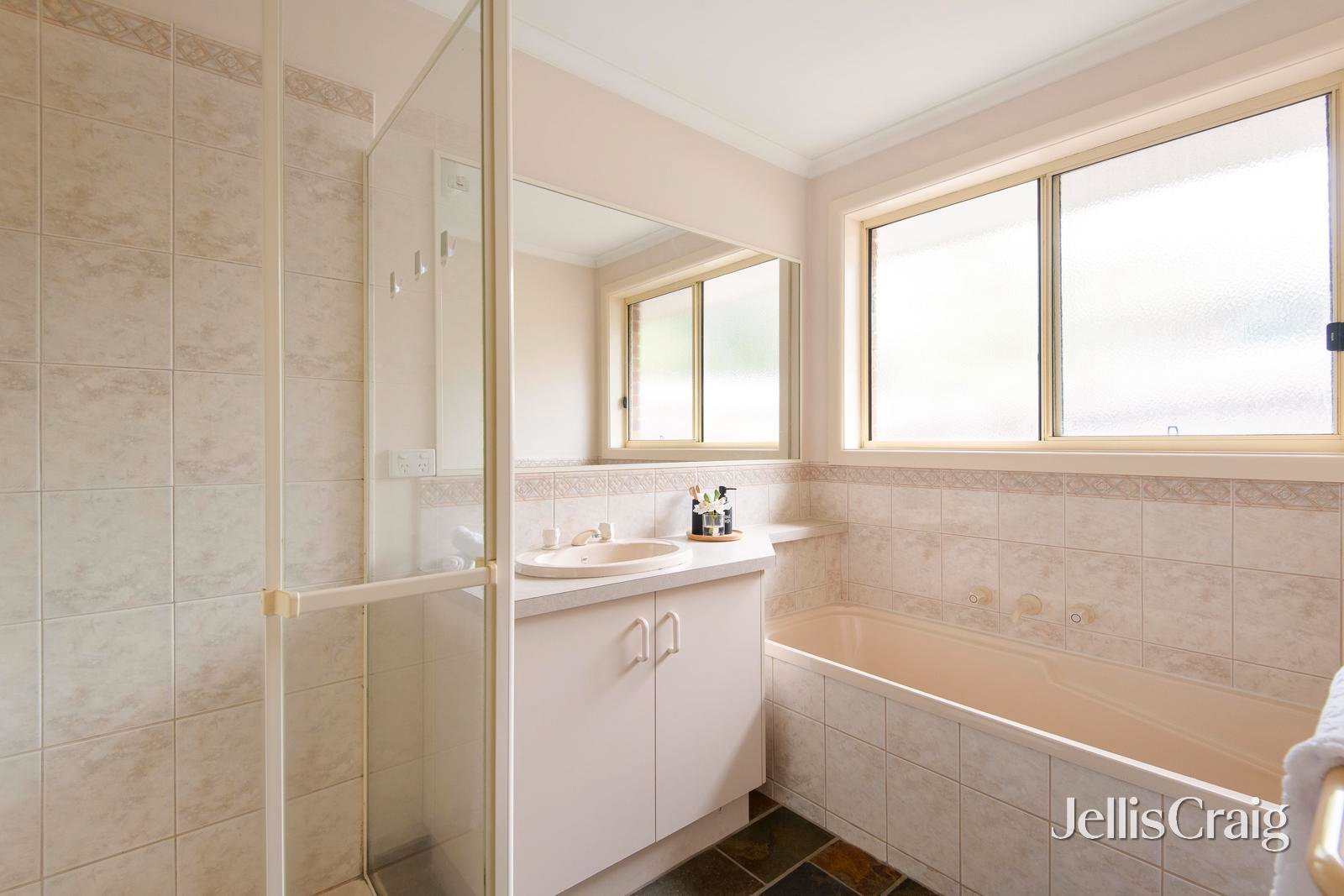 9 Illoura Street, Watsonia image 19