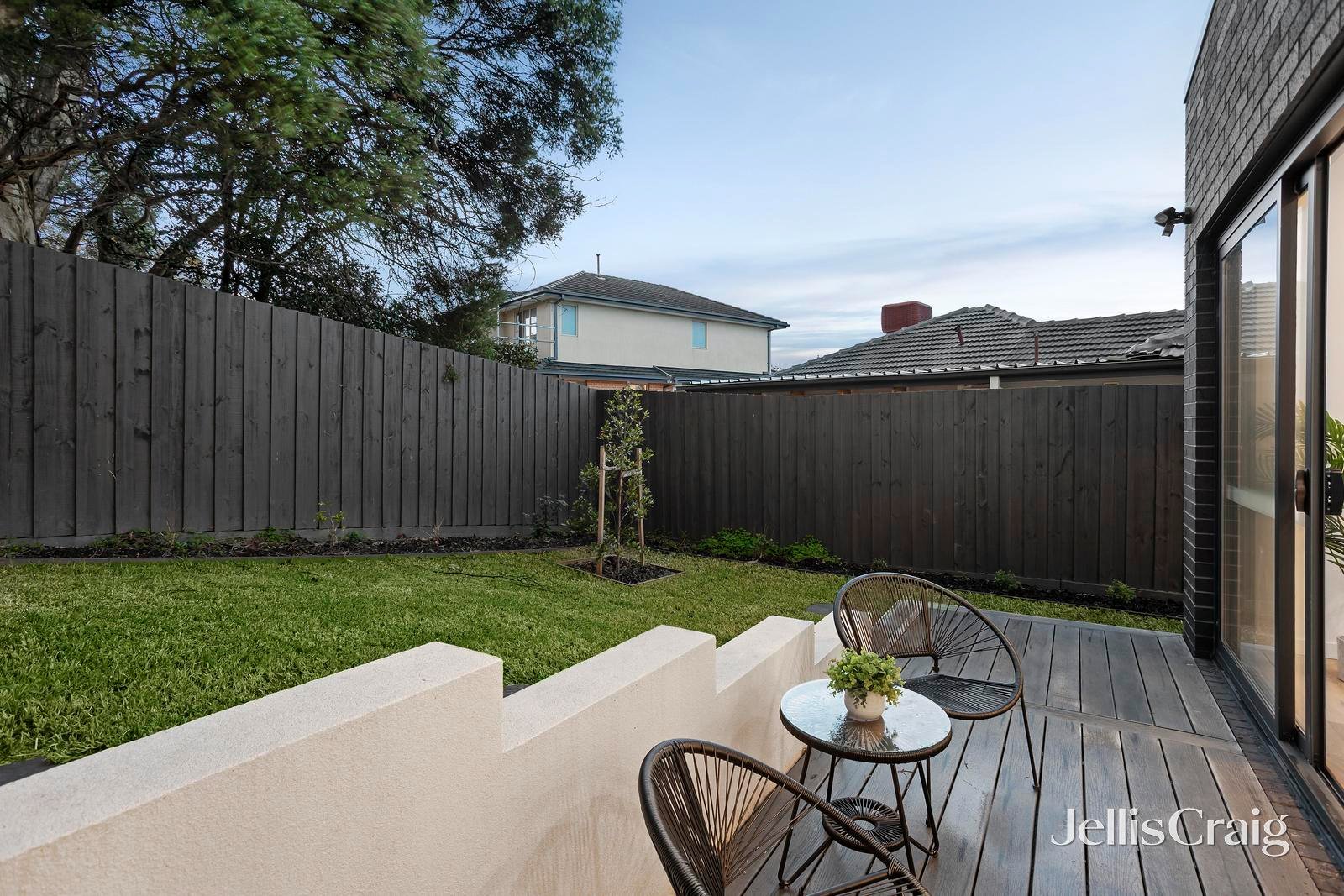 9 Ireland Avenue, Doncaster East image 16