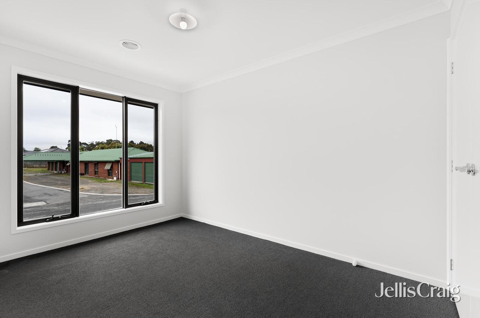 9 Jabiru Close, Mount&nbsp;Clear image 8