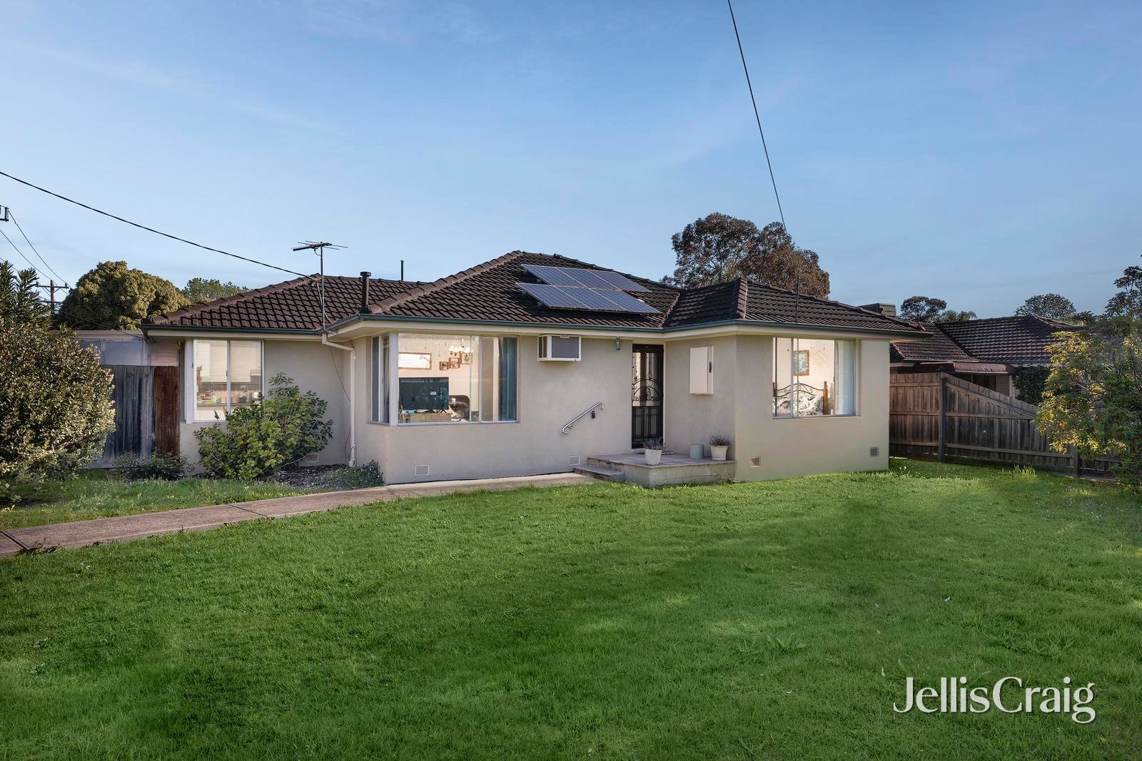 9 Jillian Street, Mooroolbark image 1