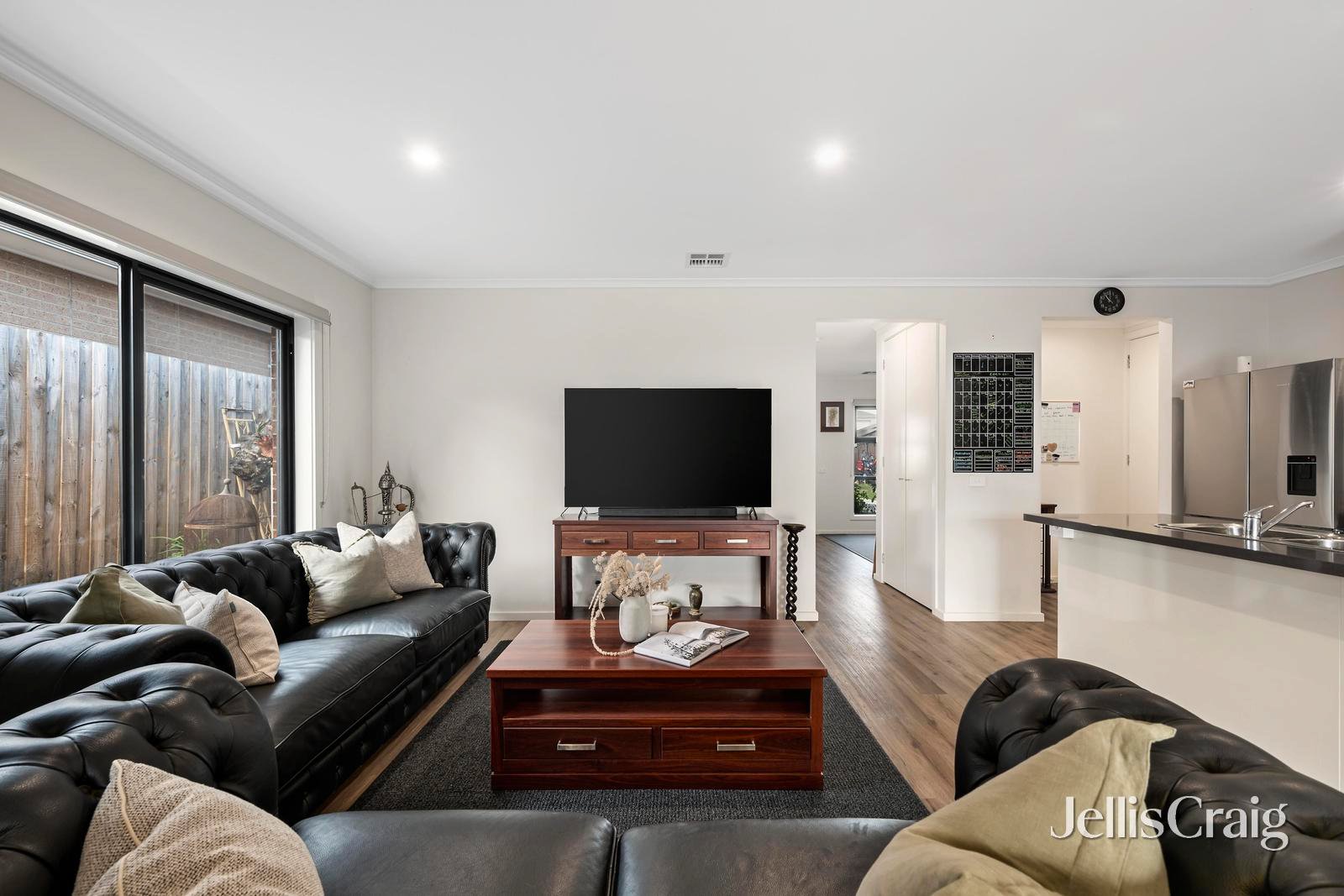 9 Josh Street, Coldstream image 4