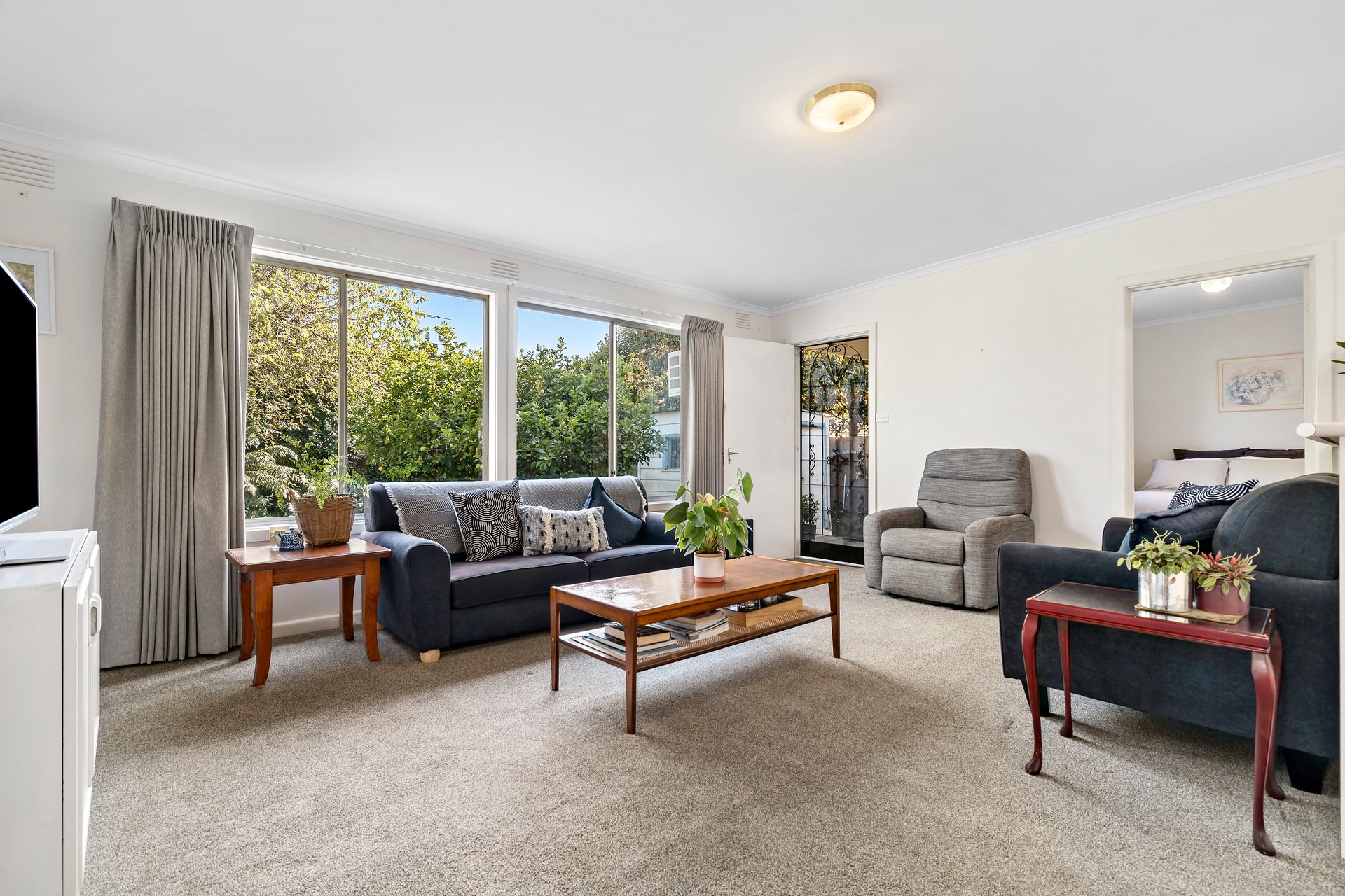 Property Gallery Thumbnail 2