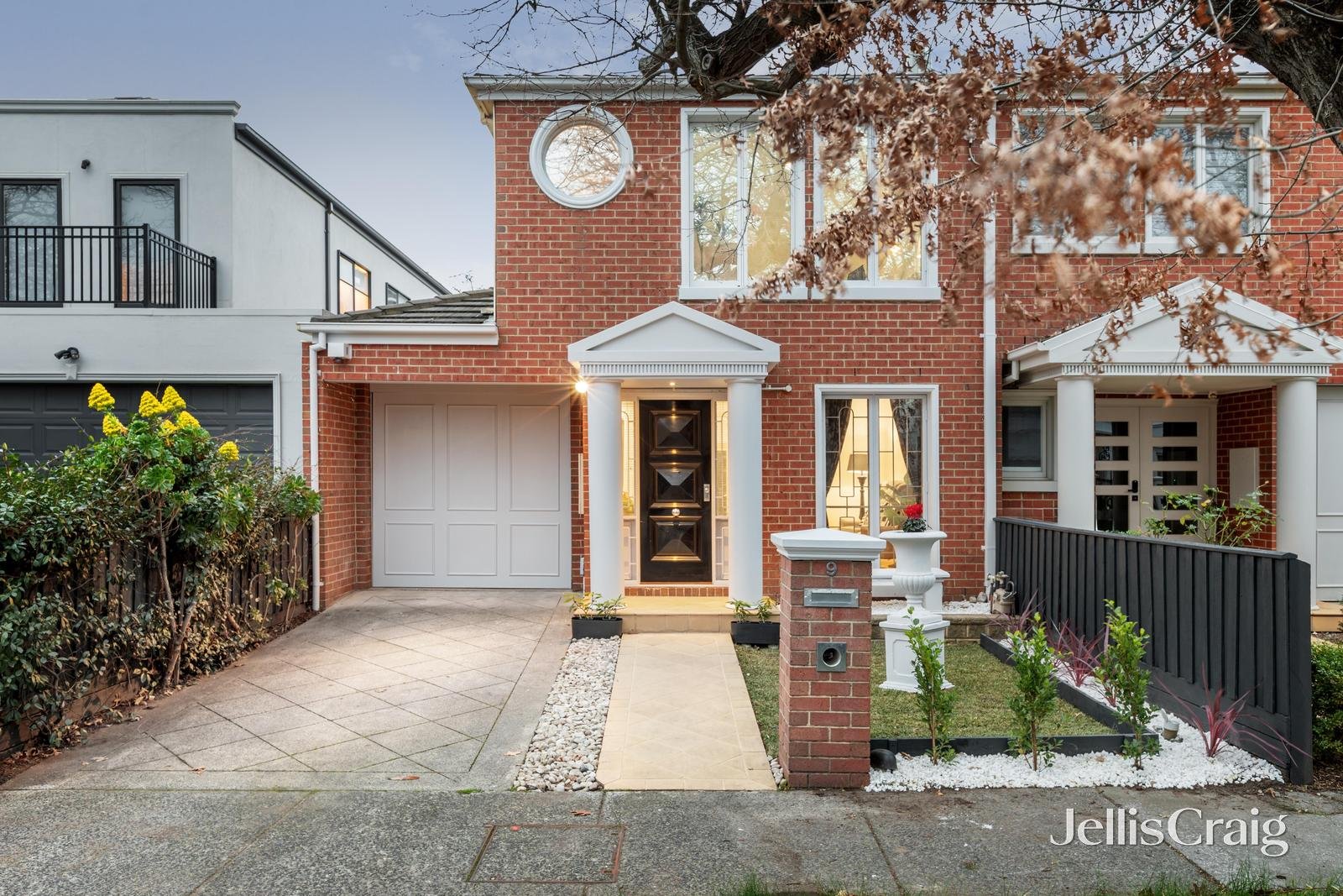 9 Kaikoura Avenue, Hawthorn East image 1
