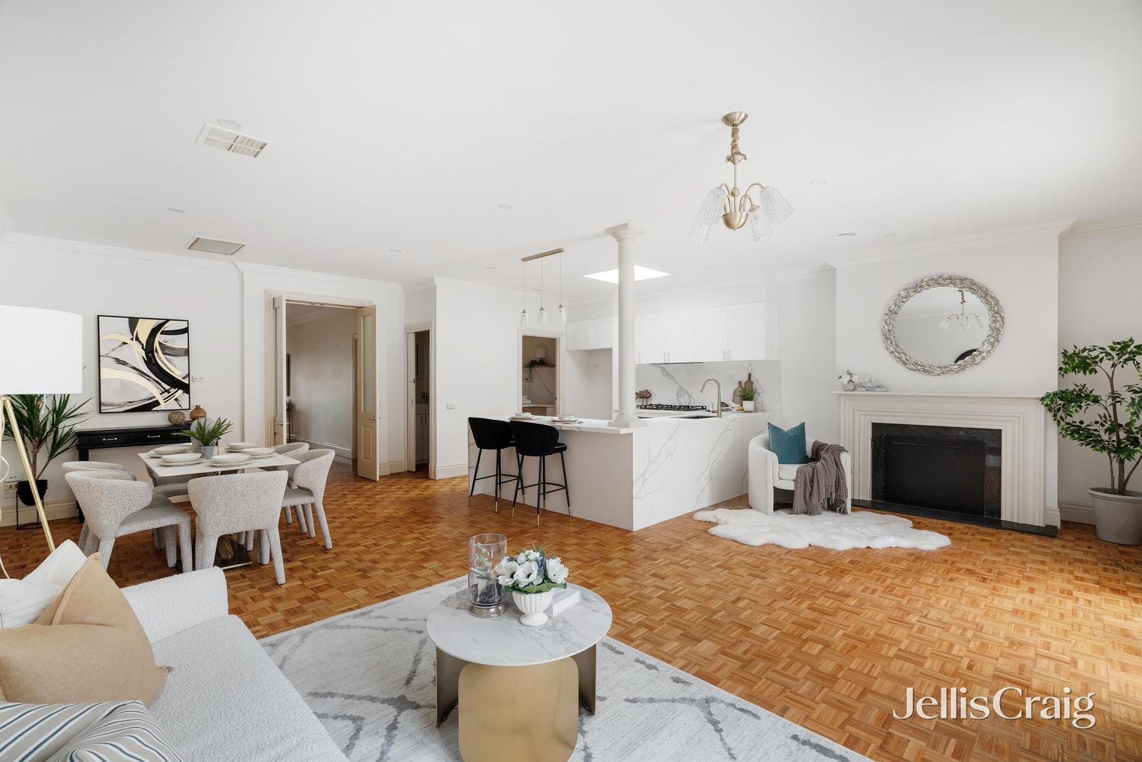 9 Kaikoura Avenue, Hawthorn East image 2
