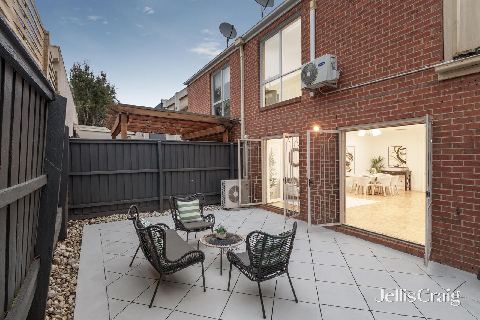 9 Kaikoura Avenue, Hawthorn East image 5