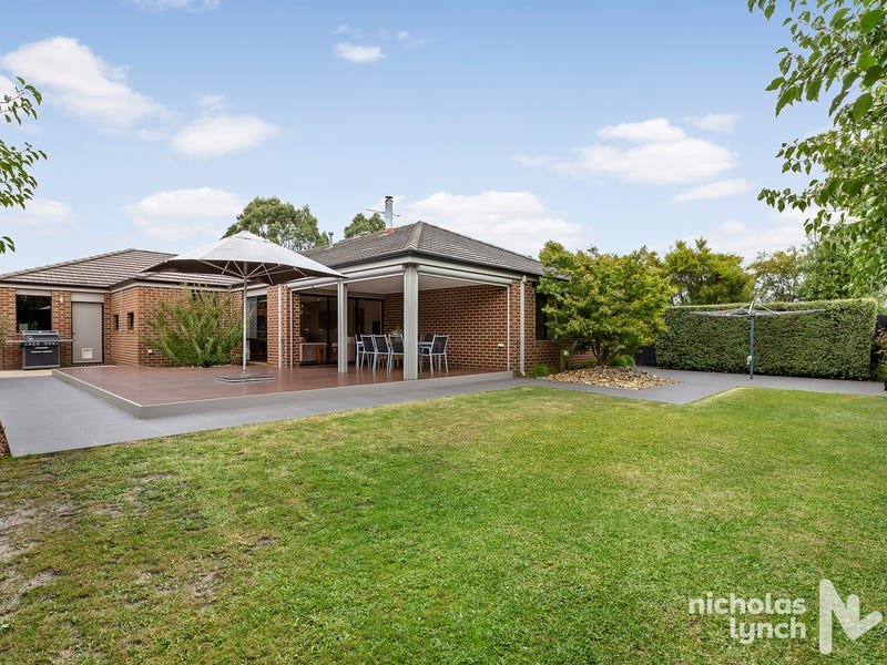Property Gallery Thumbnail 9