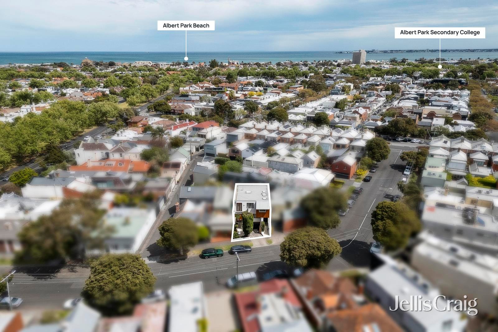 9 Kerferd Place, Albert Park image 16