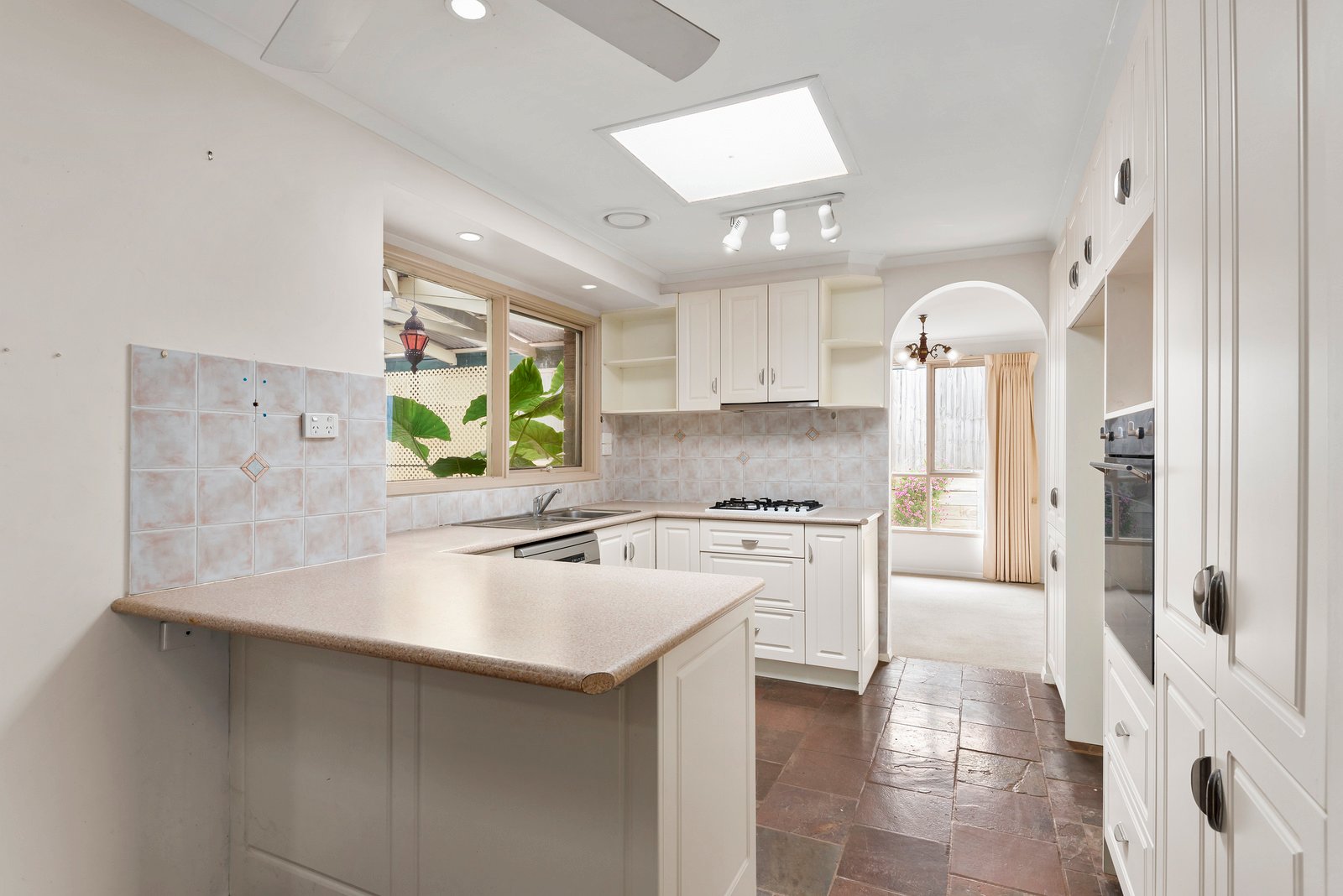 Property Gallery Thumbnail 2