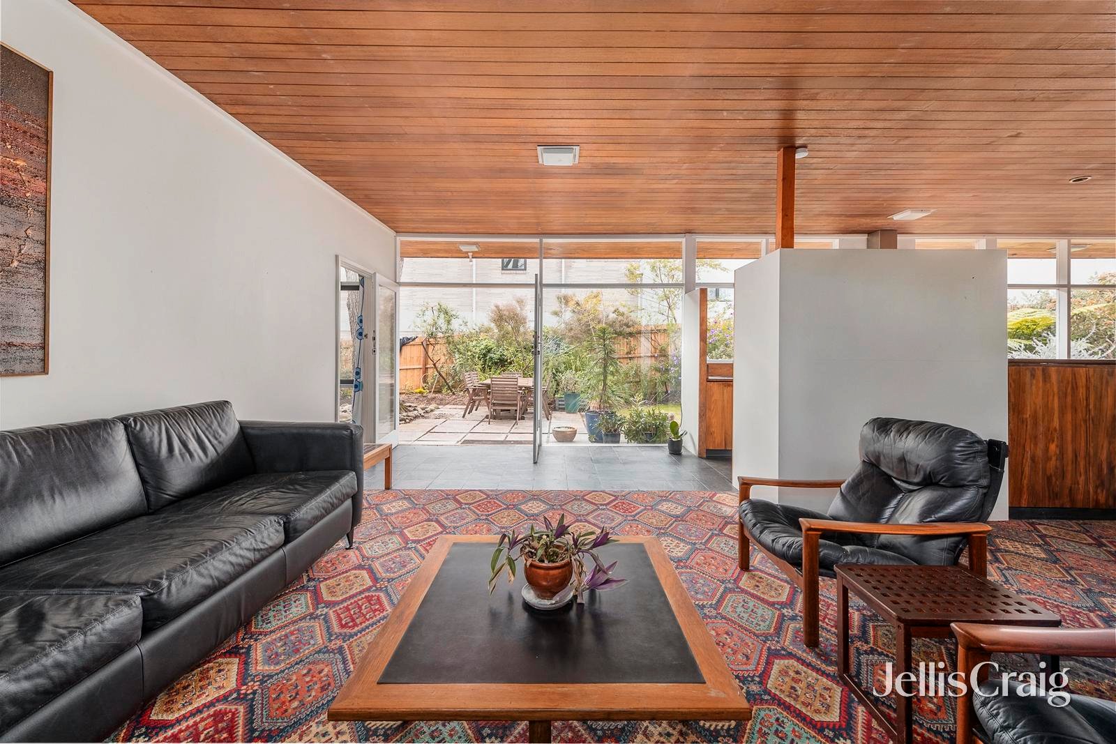 9 Kingfield Court, Camberwell image 5