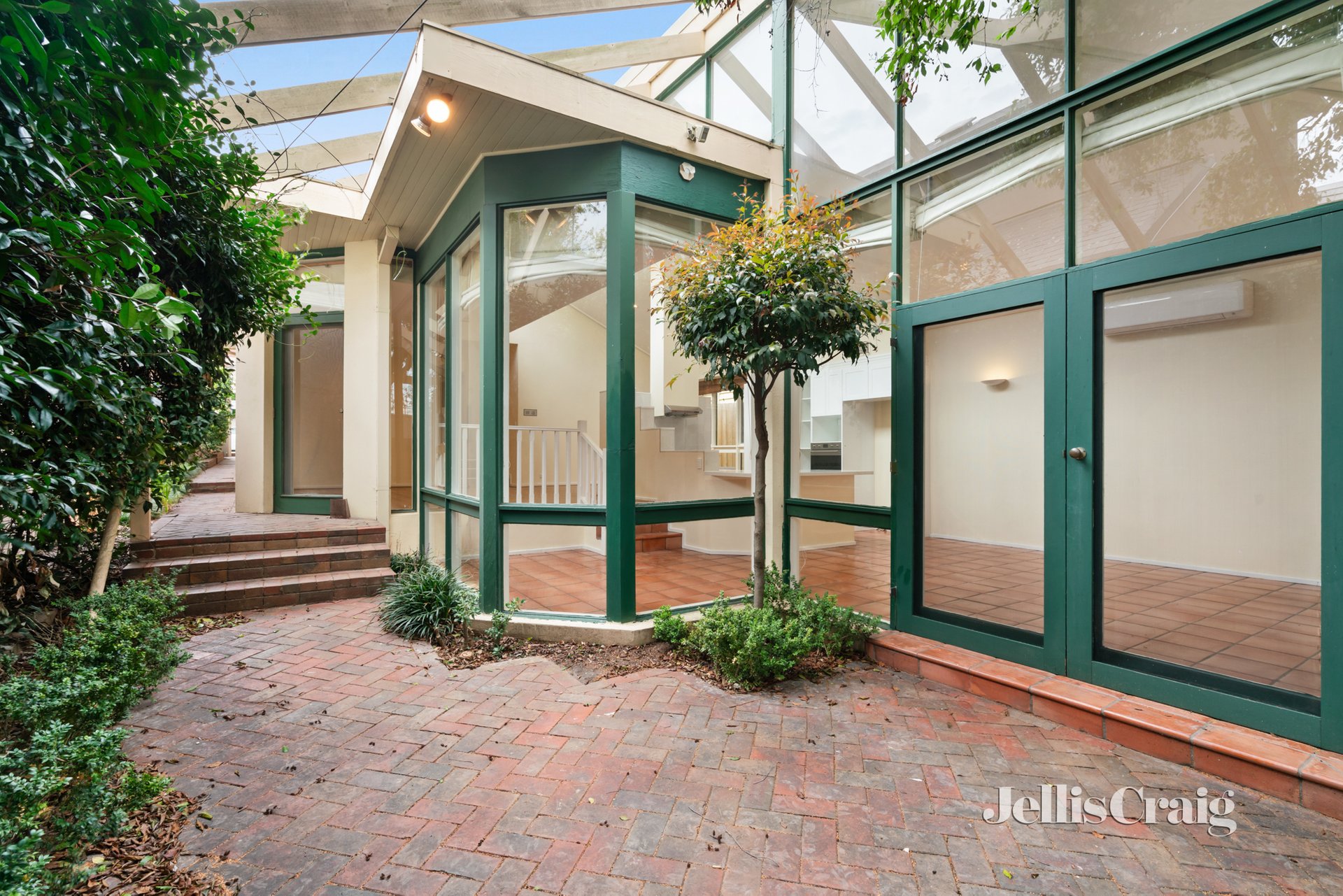 9 Lambeth Avenue, Armadale image 10
