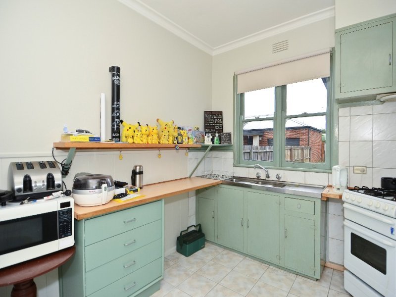 9 Lancaster Avenue, Newcomb image 4